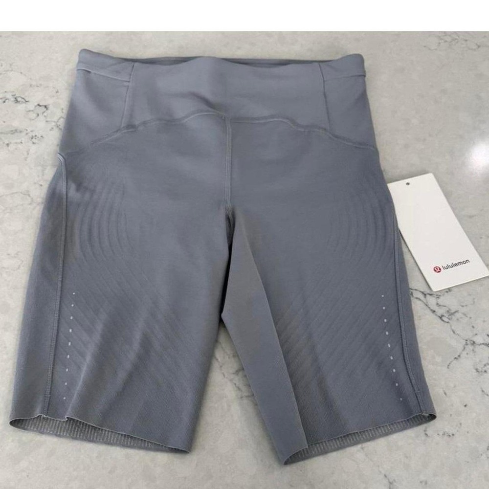 Lululemon SenseKnit Running High-Rise 10" Shorts – Size 8 – RHIG Gray